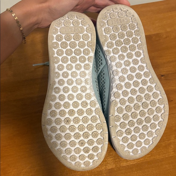 NoBull Suede Mid Trainer - Picture 7 of 8